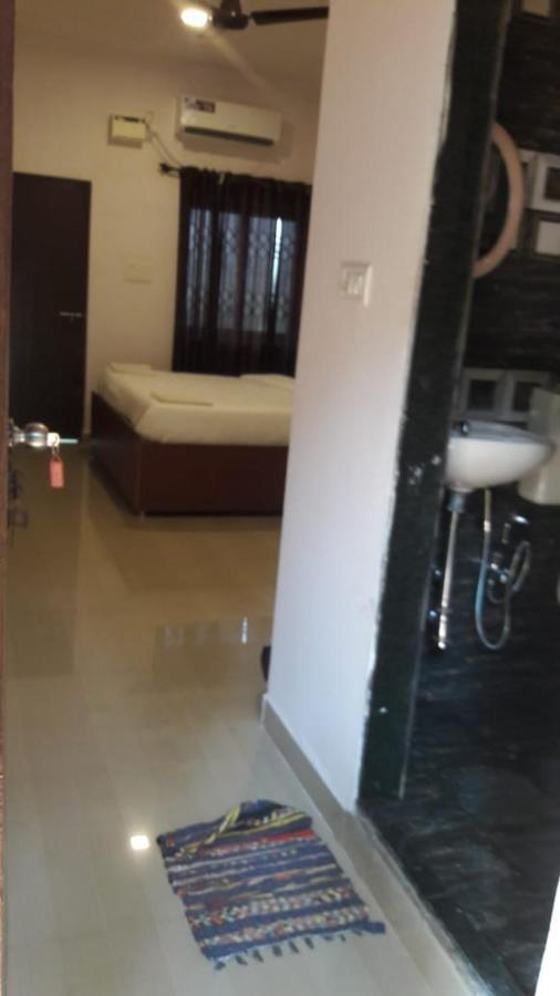 Fullmoon Beach Place Candolim Exterior photo